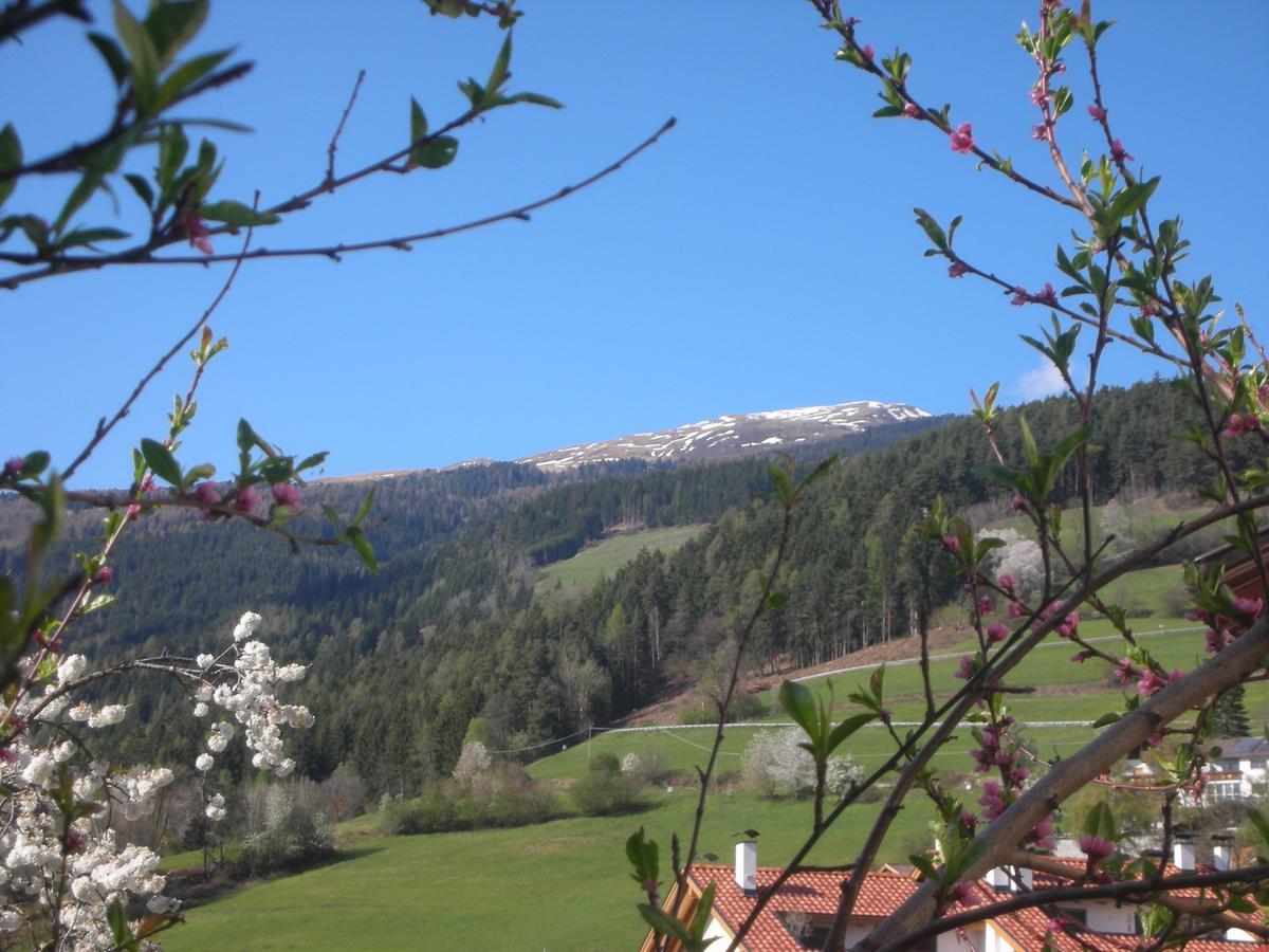 Gasthaus St. Valentin Hotel Chiusa Eksteriør billede